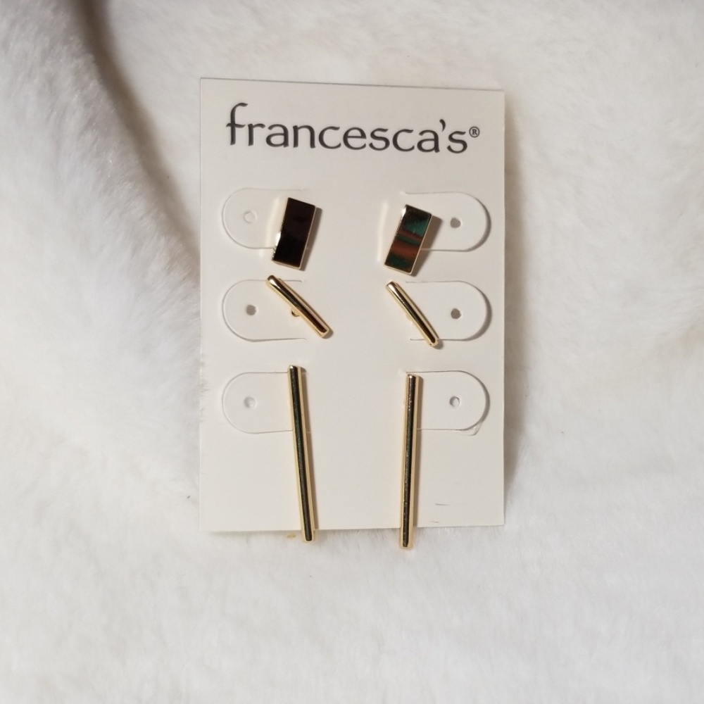 Francesca's Gold Studs - Picture 1 of 2